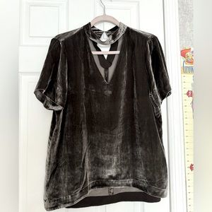 Madewell Medium women Top blouse velour silk Dark tan gray
